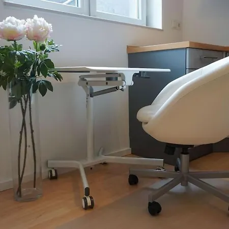 Ruhig Und Zentrumsnah Fur Zwei Apartmán